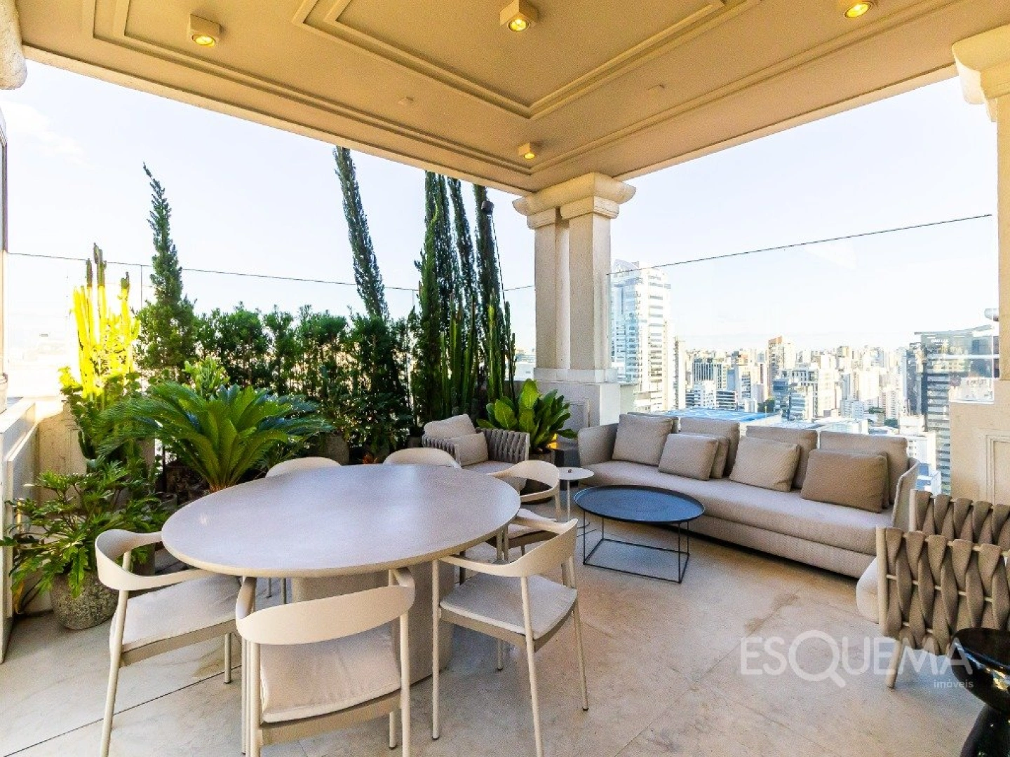 Cobertura Triplex no Itaim Bibi com 914m² de puro refinamento - Imagem 3