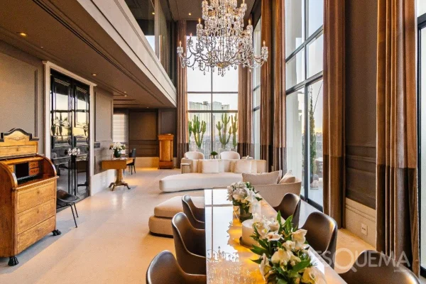 Cobertura Triplex no Itaim Bibi com 914m² de puro refinamento