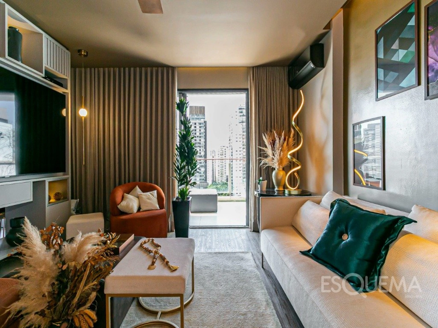 Apartamento mobiliado com varanda e vista aberta na Vila Nova Conceição - Imagem 5