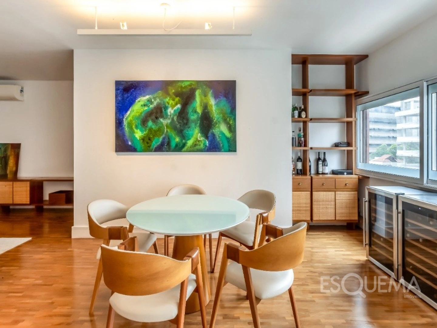 Apartamento com projeto integrado em edifício charmoso nos Jardins - Imagem 4