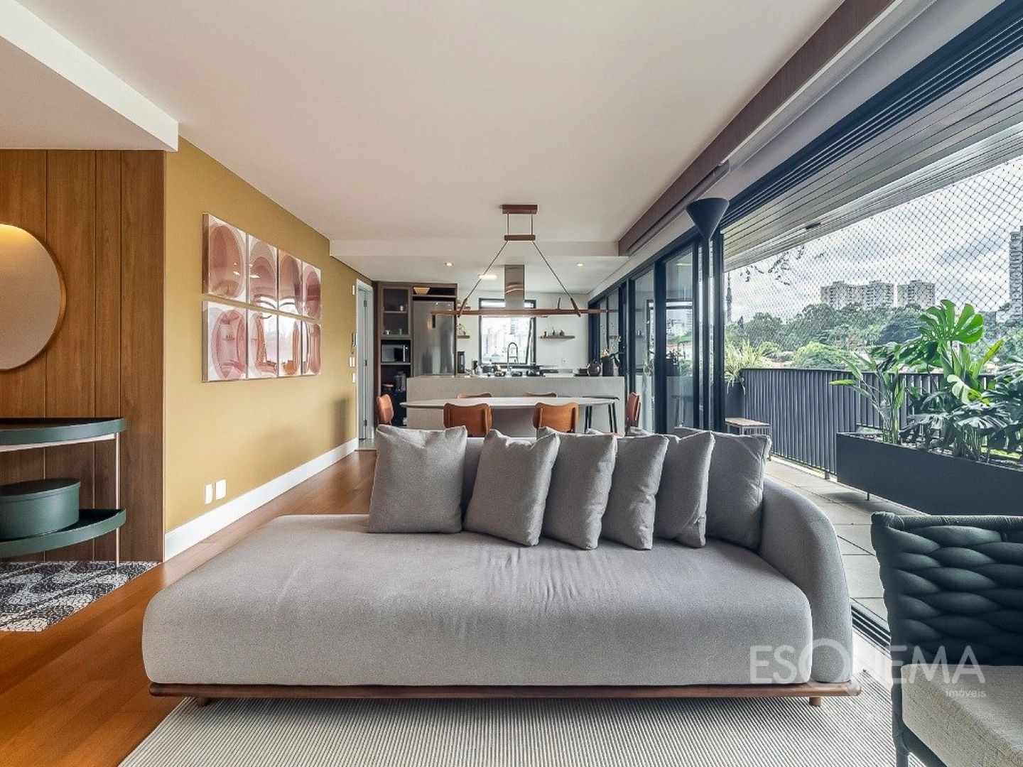 Apartamento reformado, iluminado e com vista aberta na Vila Madalena - Imagem 1