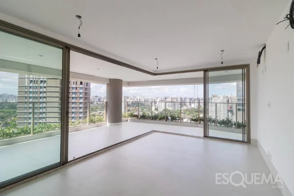 Apartamento de 222 m² no Villa Versace em Moema