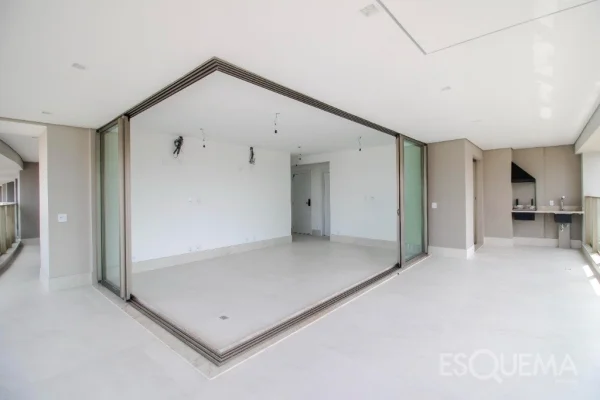 Apartamento de 222 m² no Villa Versace em Moema