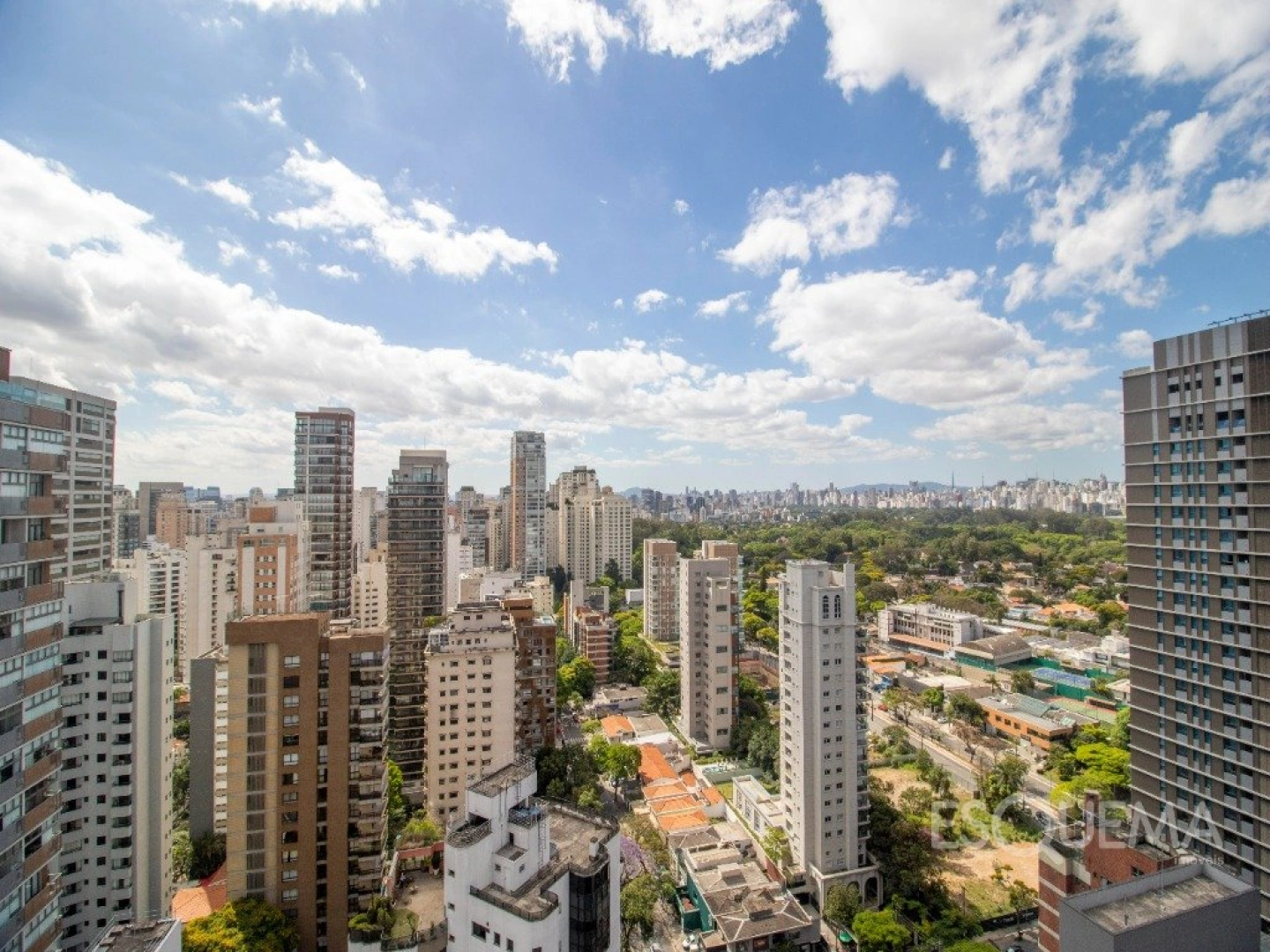 Apartamento de 150 m² no Condomínio Villa Versace em Moema - Imagem 4