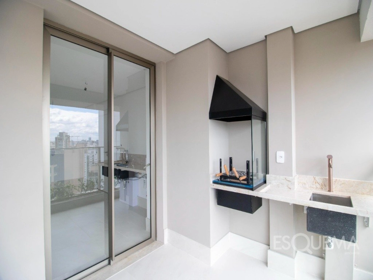 Apartamento de 150 m² no Condomínio Villa Versace em Moema - Imagem 5