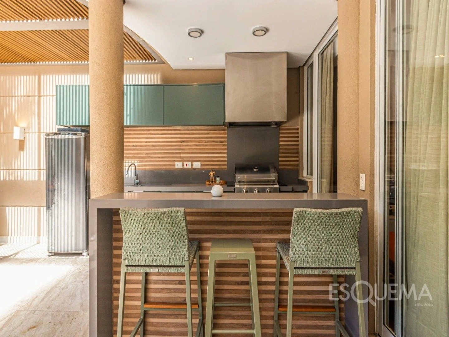 Casa em condomínio, em rua tranquila e arborizada - Imagem 5