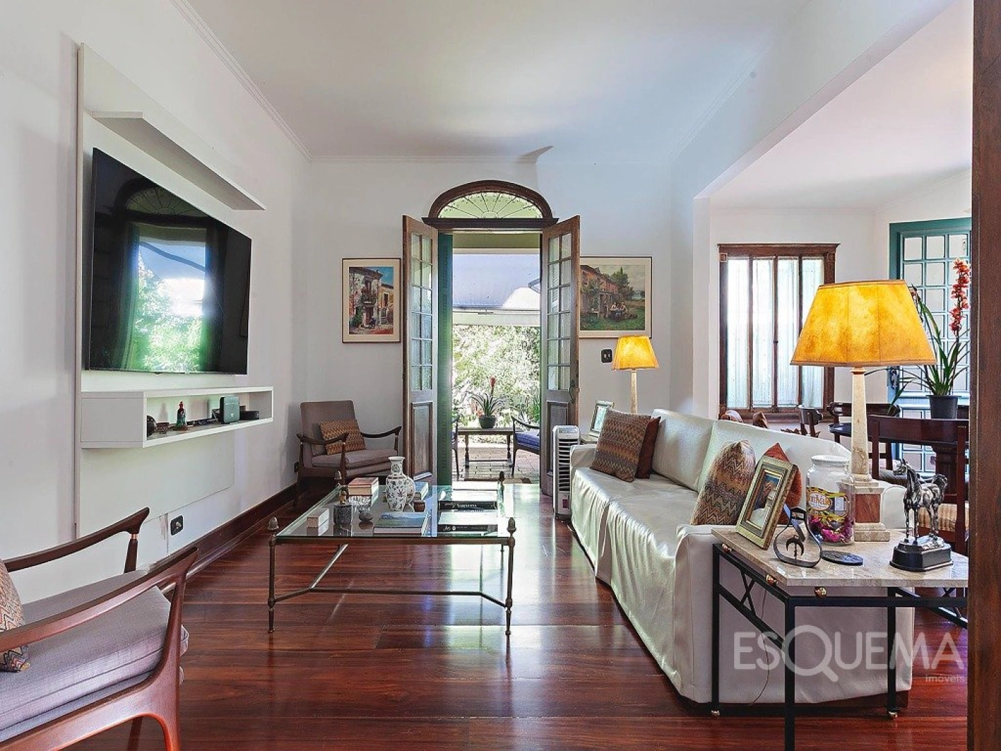 Casa à venda no Jardim América - Imagem 1