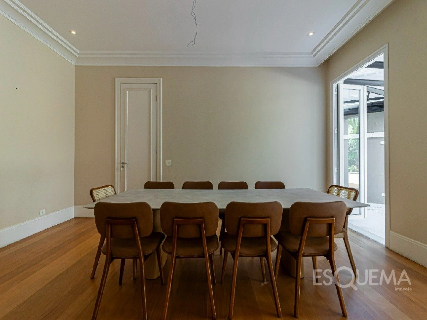 Casa em estilo clássico no Jardim Guedala - Imagem 5