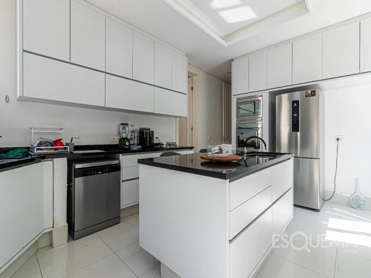 Casa em estilo clássico no Jardim Guedala - Imagem 7