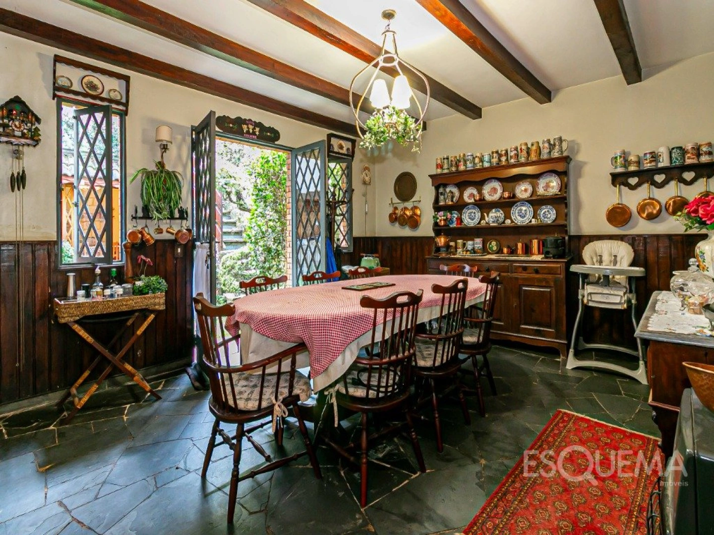 Casa em estilo europeu em rua fechada na Cidade Jardim - Imagem 5