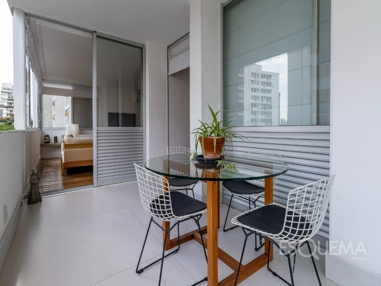 Apartamento totalmente reformado com varanda em Higienópolis - Imagem 12
