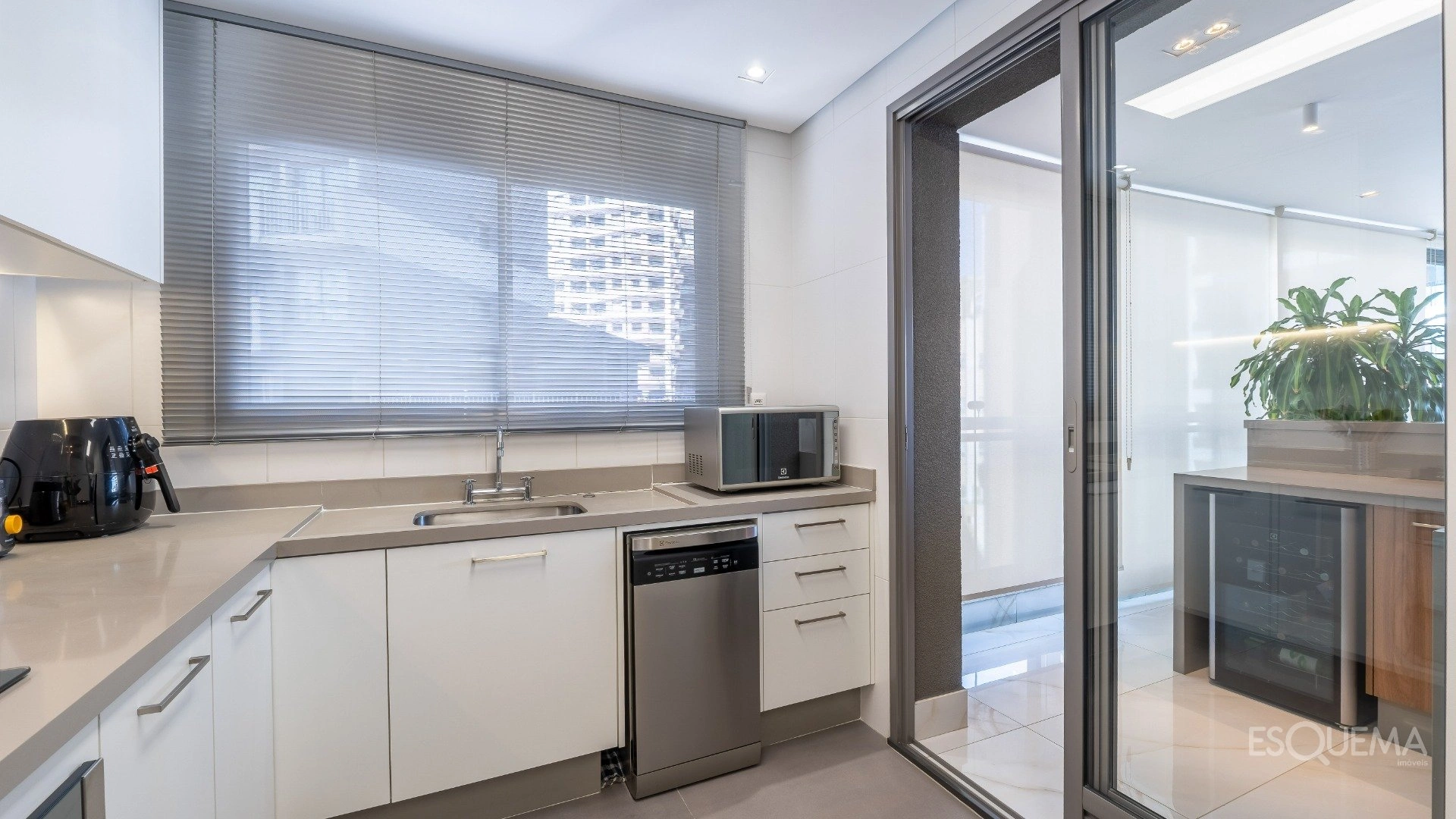 Apartamento com 3 suítes entre o Itaim Bibi e a Vila Nova Conceição - Imagem 6