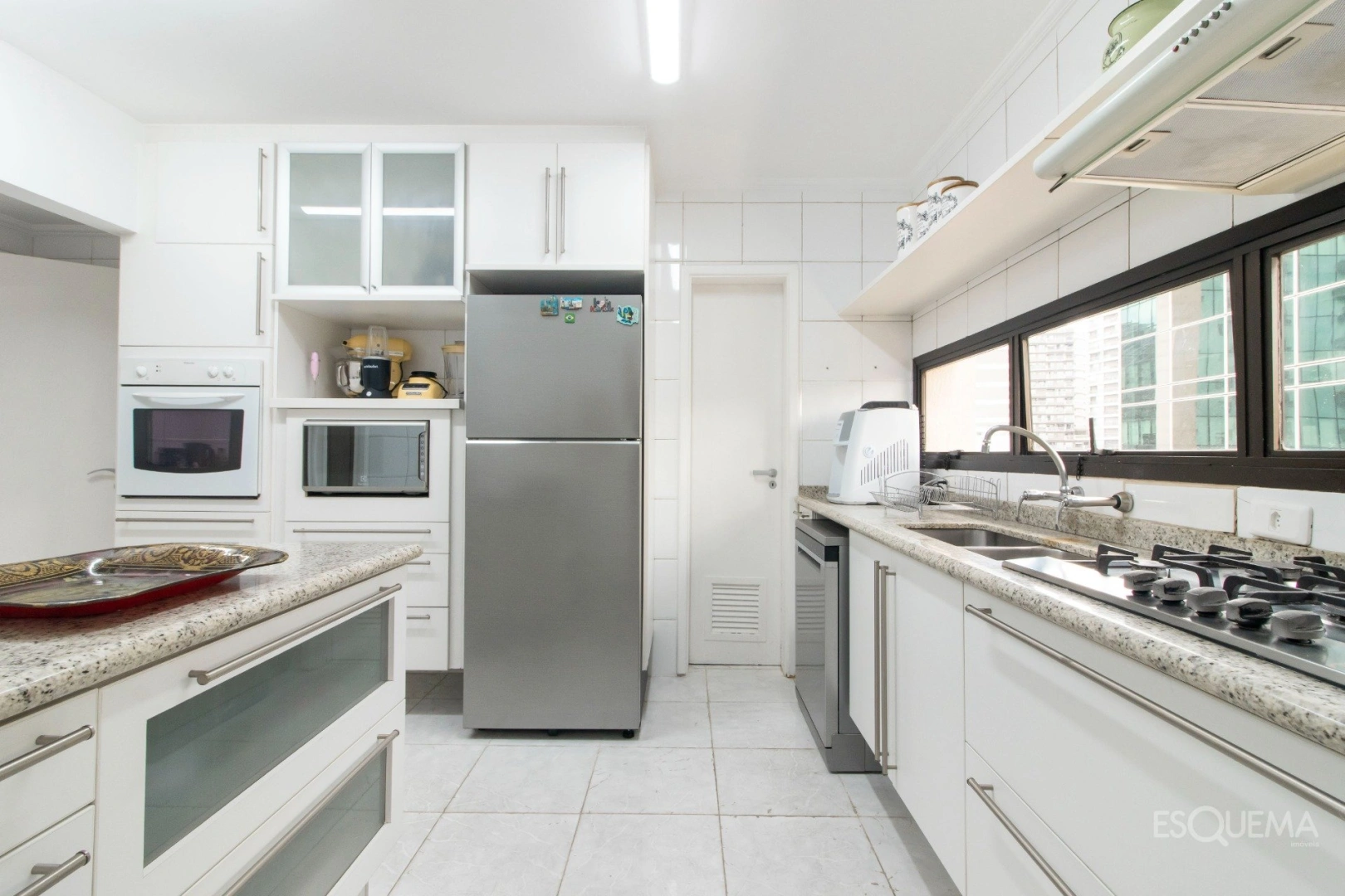 Apartamento com 4 suítes e 3 vagas na Vila Nova Conceição - Imagem 14