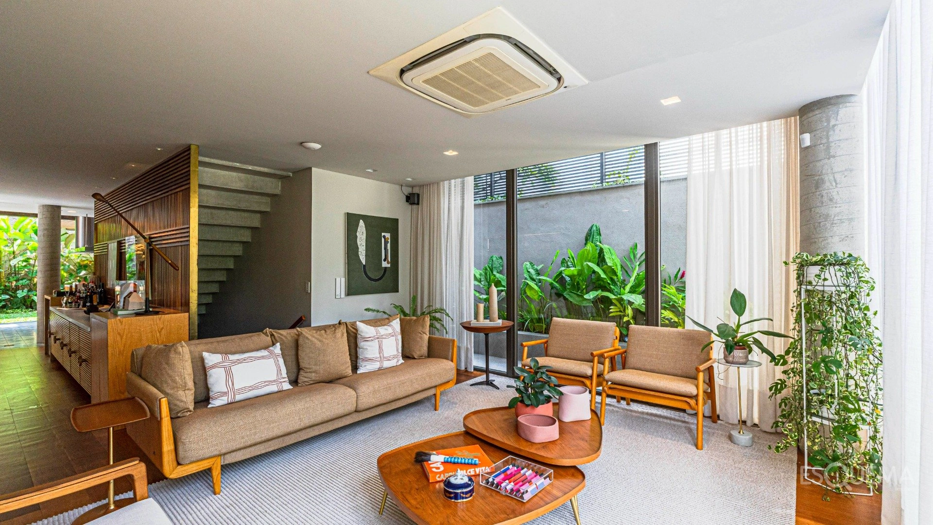 Casa com projeto contemporâneo no Jardim Paulista - Imagem 3