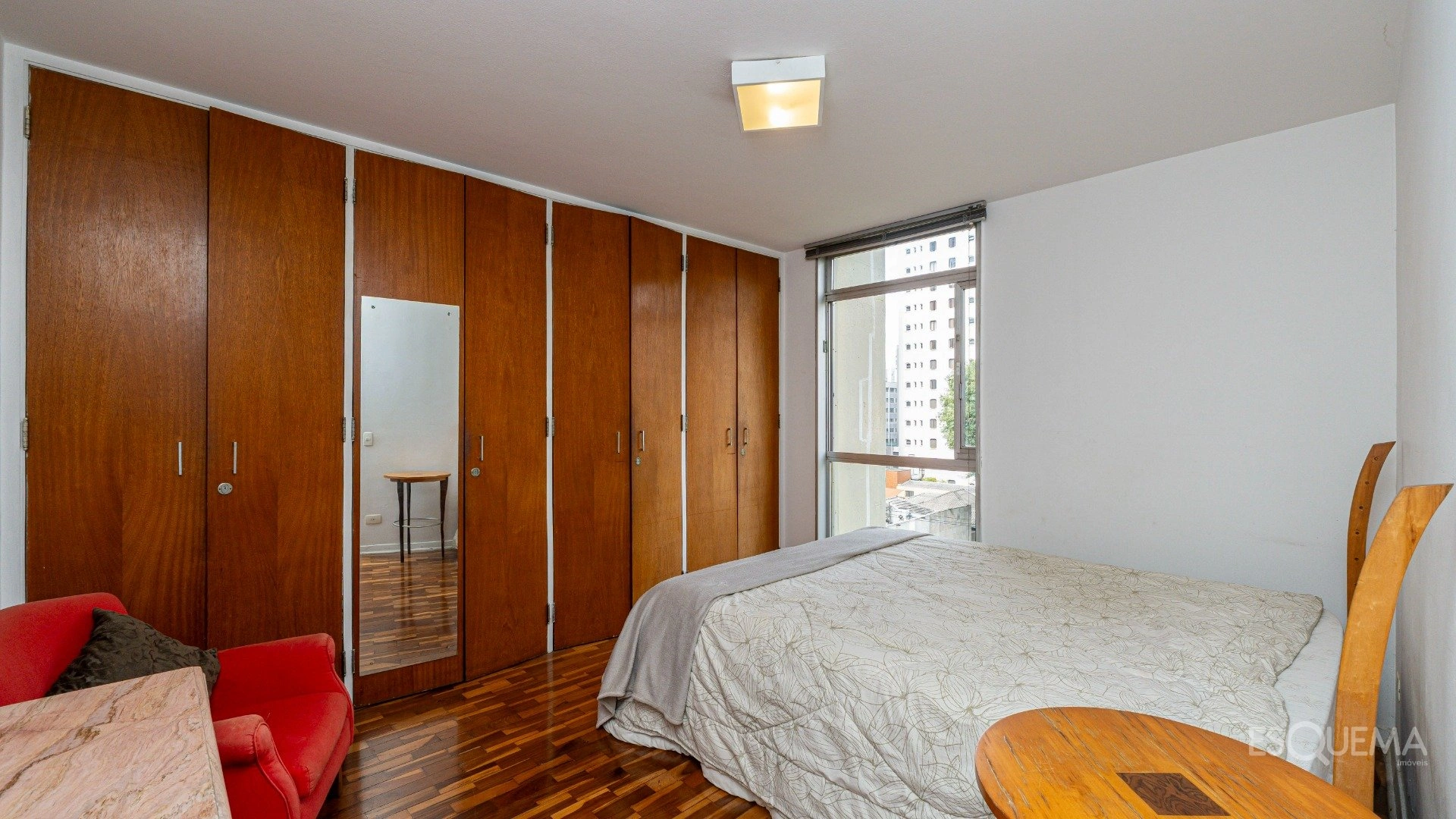 Apartamento iluminado, espaçoso e bem localizado no Jardim América - Imagem 14