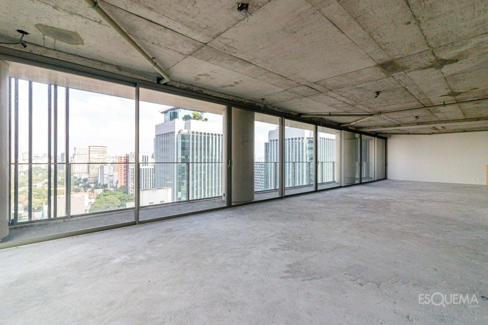 Apartamento com 3 suítes próximo a Faria Lima em prédio assinado por Arthur Casas - Imagem 1