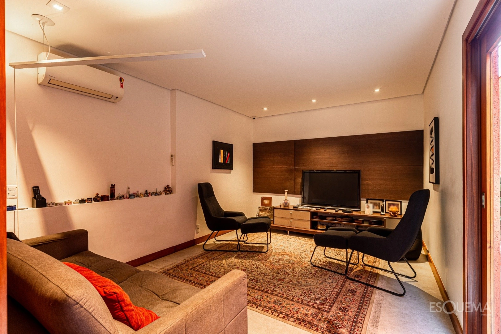 Casa reformada com 3 suítes no Jardim Luzitânia - Imagem 11
