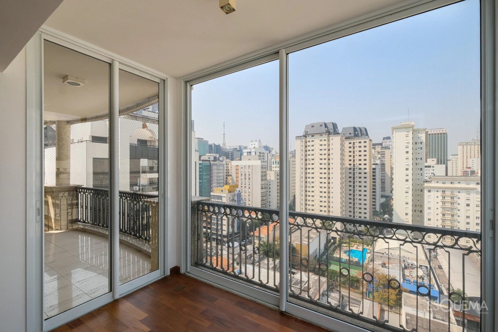 Apartamento com 136 m² nos Jardins - Imagem 5