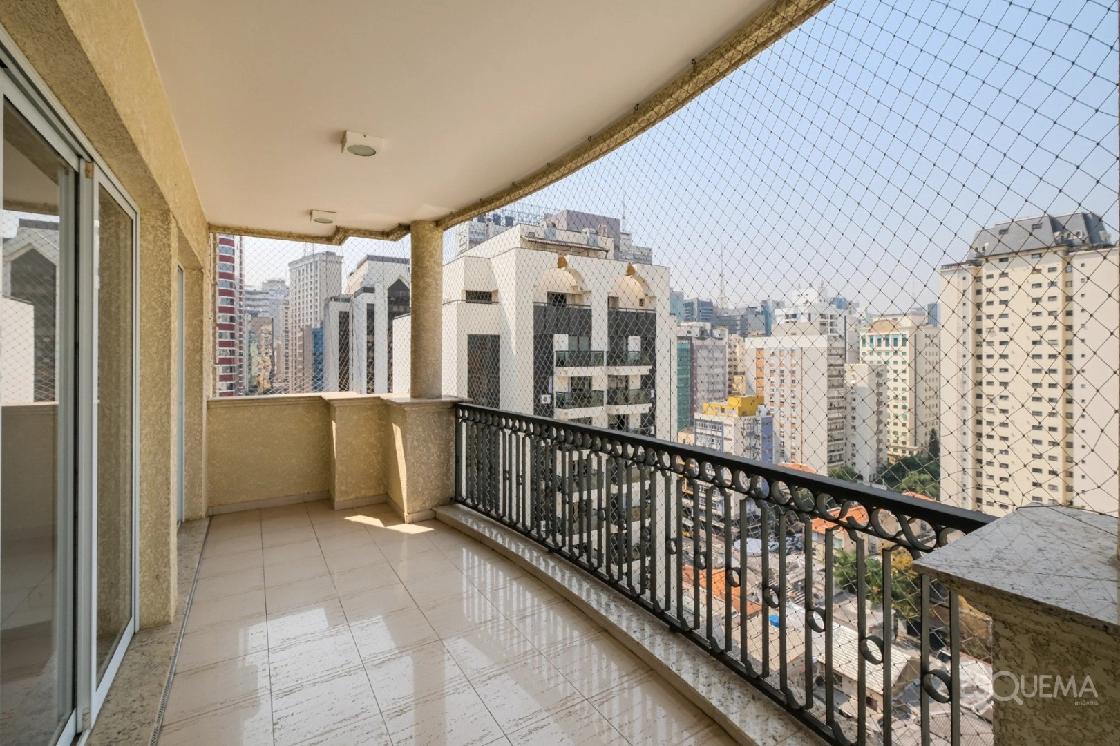 Apartamento com 136 m² nos Jardins - Imagem 6