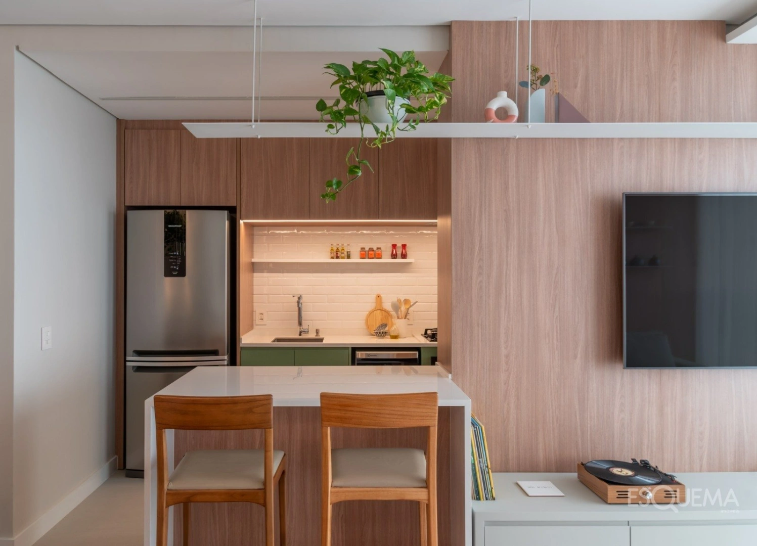 Apartamento pronto para morar, totalmente reformado e mobiliado - Imagem 5