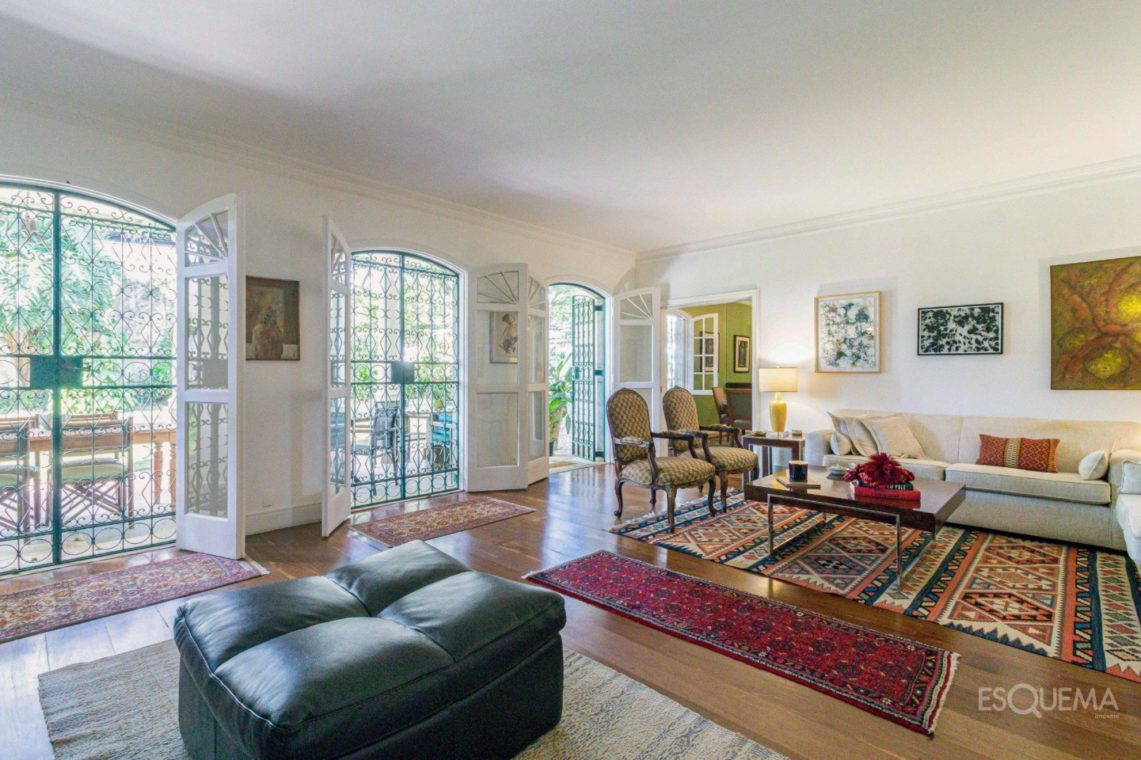 Casa térrea com potencial de modernização no Jardim Guedala - Imagem 13