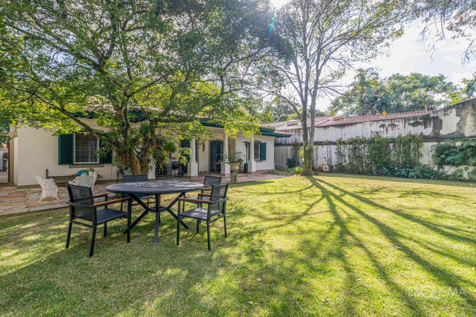 Casa térrea com potencial de modernização no Jardim Guedala - Imagem 5