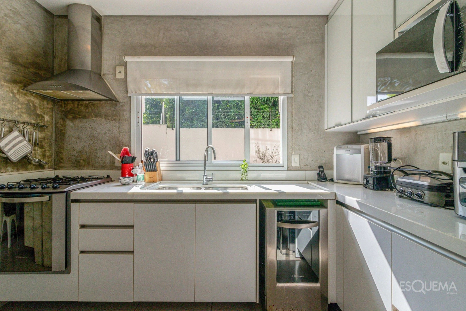 Apartamento em prédio baixo cercado pelo verde em frente ao Parque Villa-Lobos - Imagem 10
