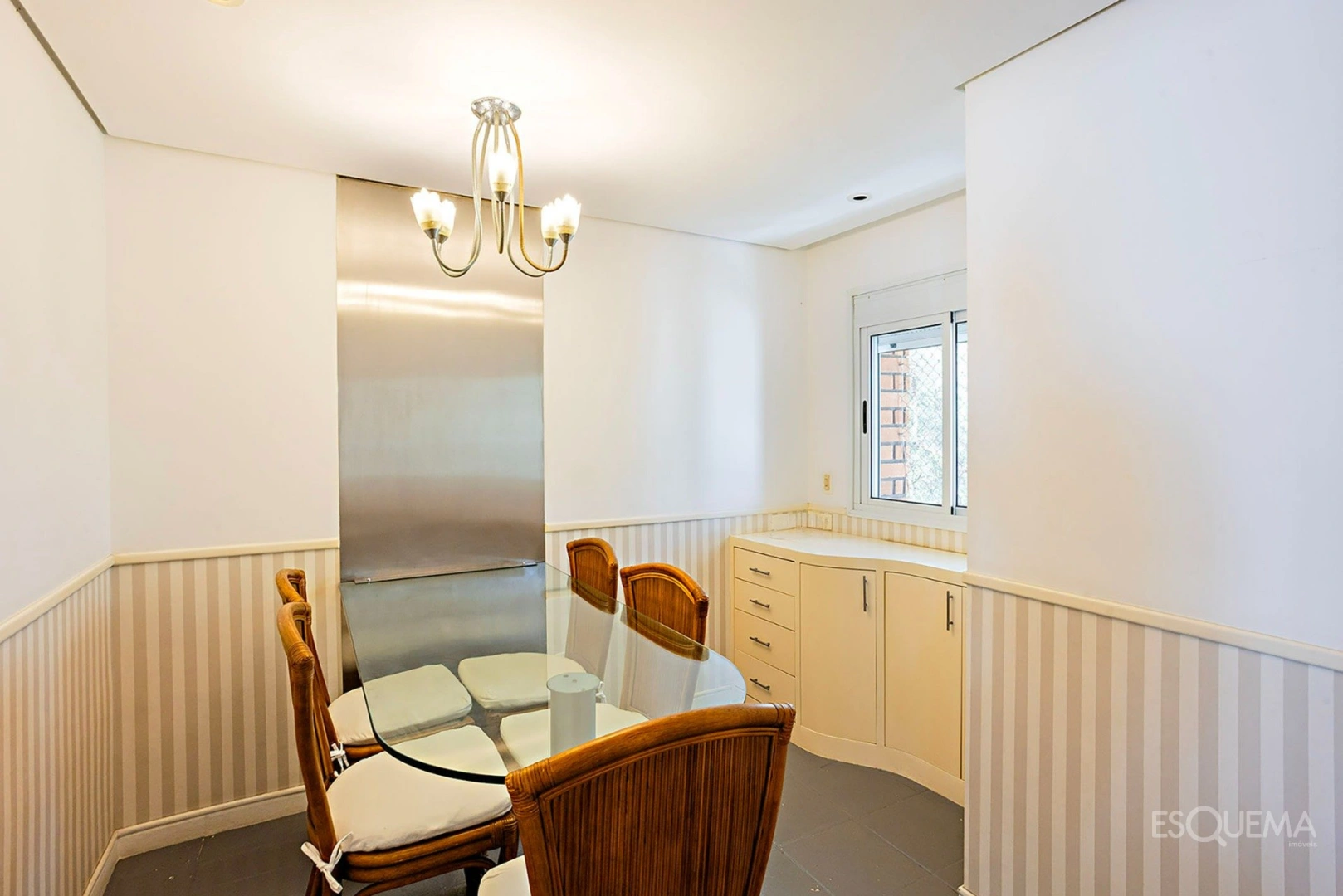 Apartamento com vista para Praça de Milão - Imagem 11