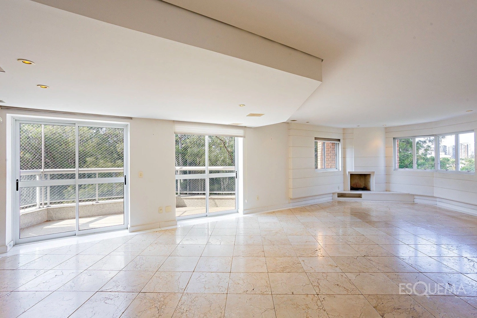 Apartamento com vista para Praça de Milão - Imagem 9