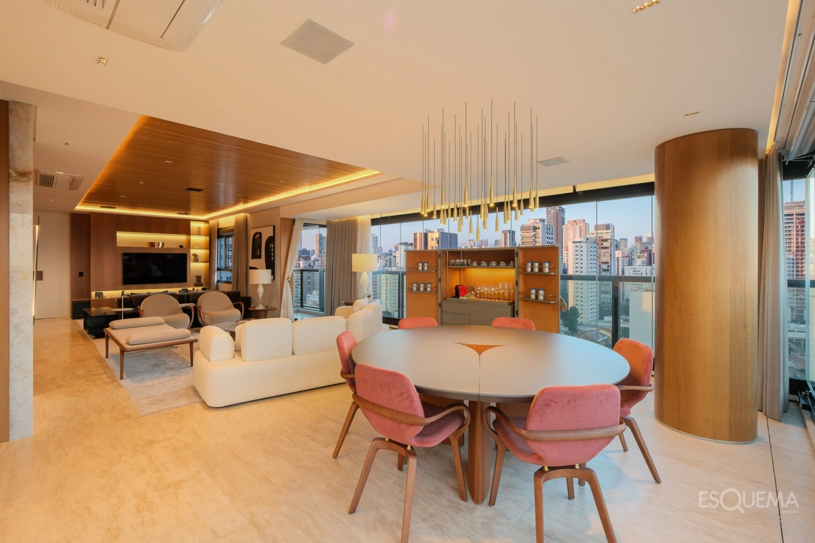 Apartamento reformado e decorado com vista para o Jardim América - Imagem 1