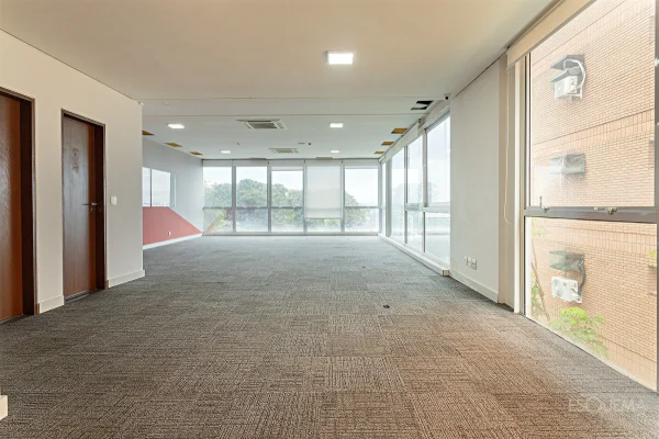 Imóvel comercial monousuário em Pinheiros