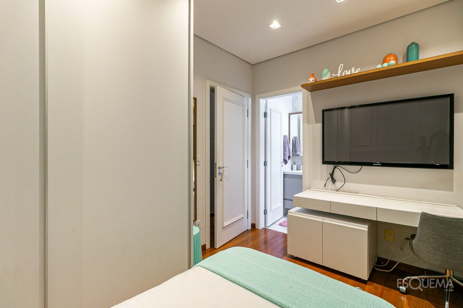 Casa compacta com 3 suítes no Jardim Europa - Imagem 11