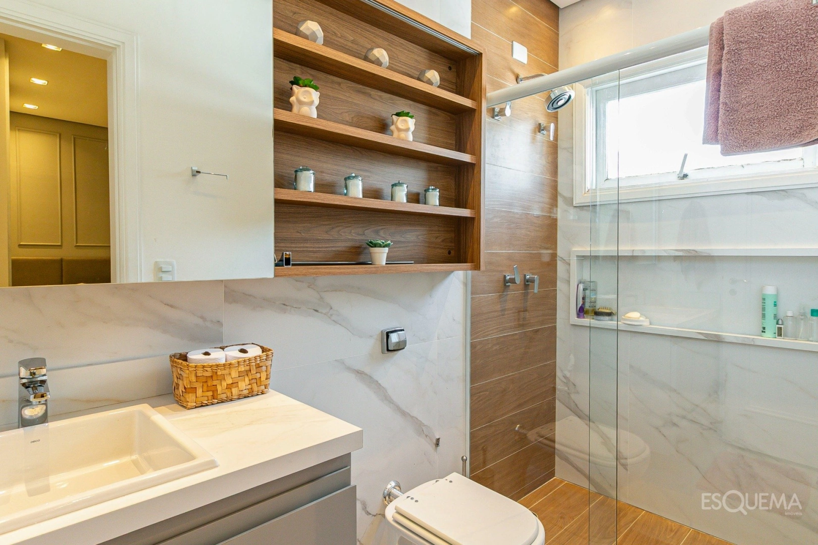 Casa compacta com 3 suítes no Jardim Europa - Imagem 12