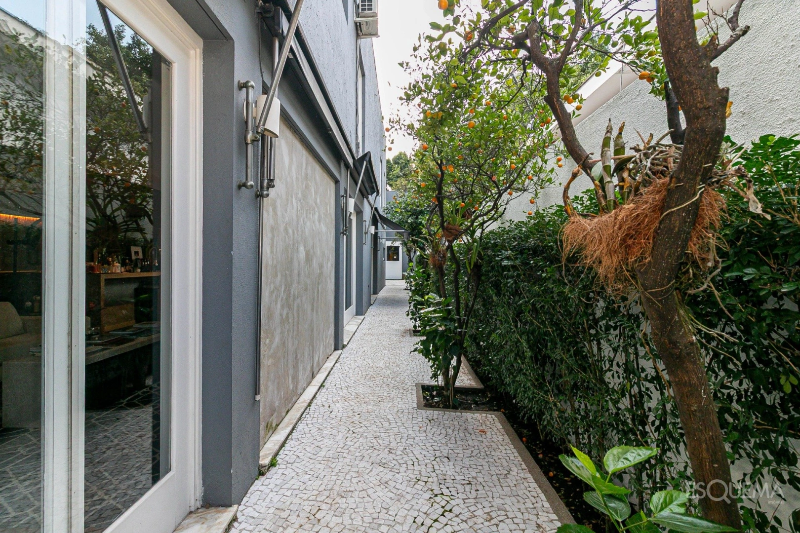 Casa compacta com 3 suítes no Jardim Europa - Imagem 7