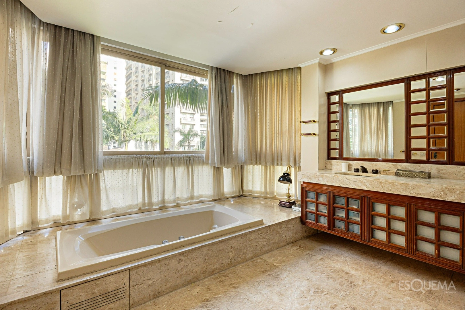 Apartamento com vista para o verde em frente ao Clube Pinheiros - Imagem 11