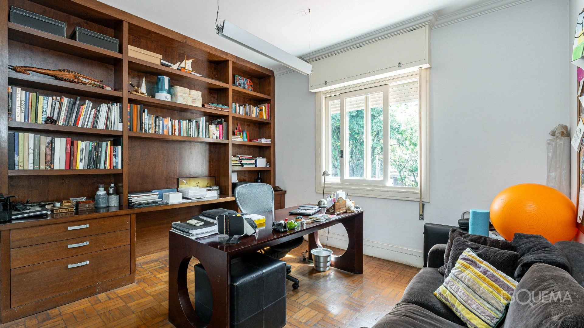 Casa com amplo jardim à venda no Jardim Paulista - Imagem 13