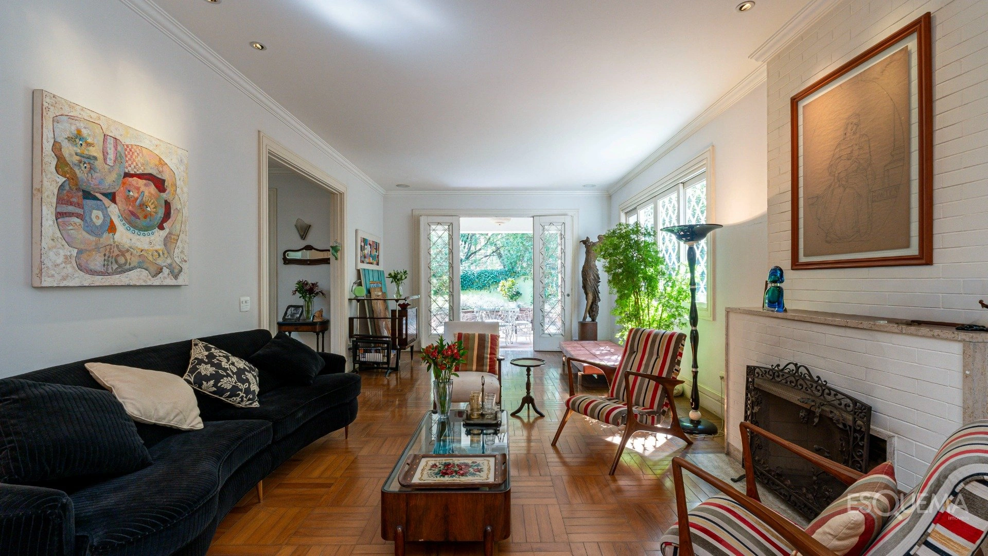 Casa com amplo jardim à venda no Jardim Paulista - Imagem 4