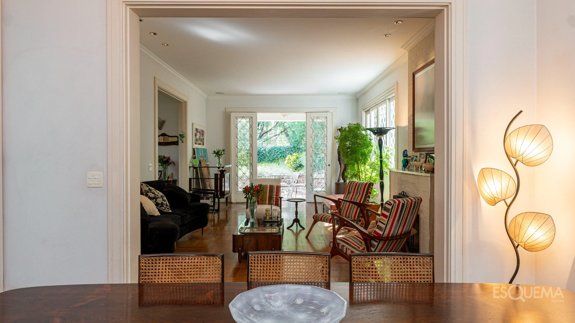 Casa com amplo jardim à venda no Jardim Paulista - Imagem 8