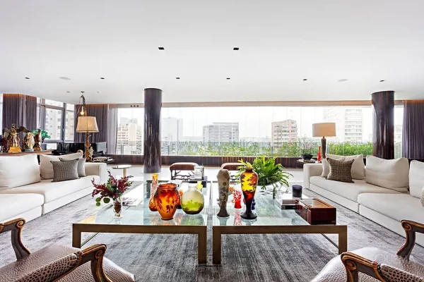 Apartamento com projeto de Daniel Libeskind no Itaim Bibi