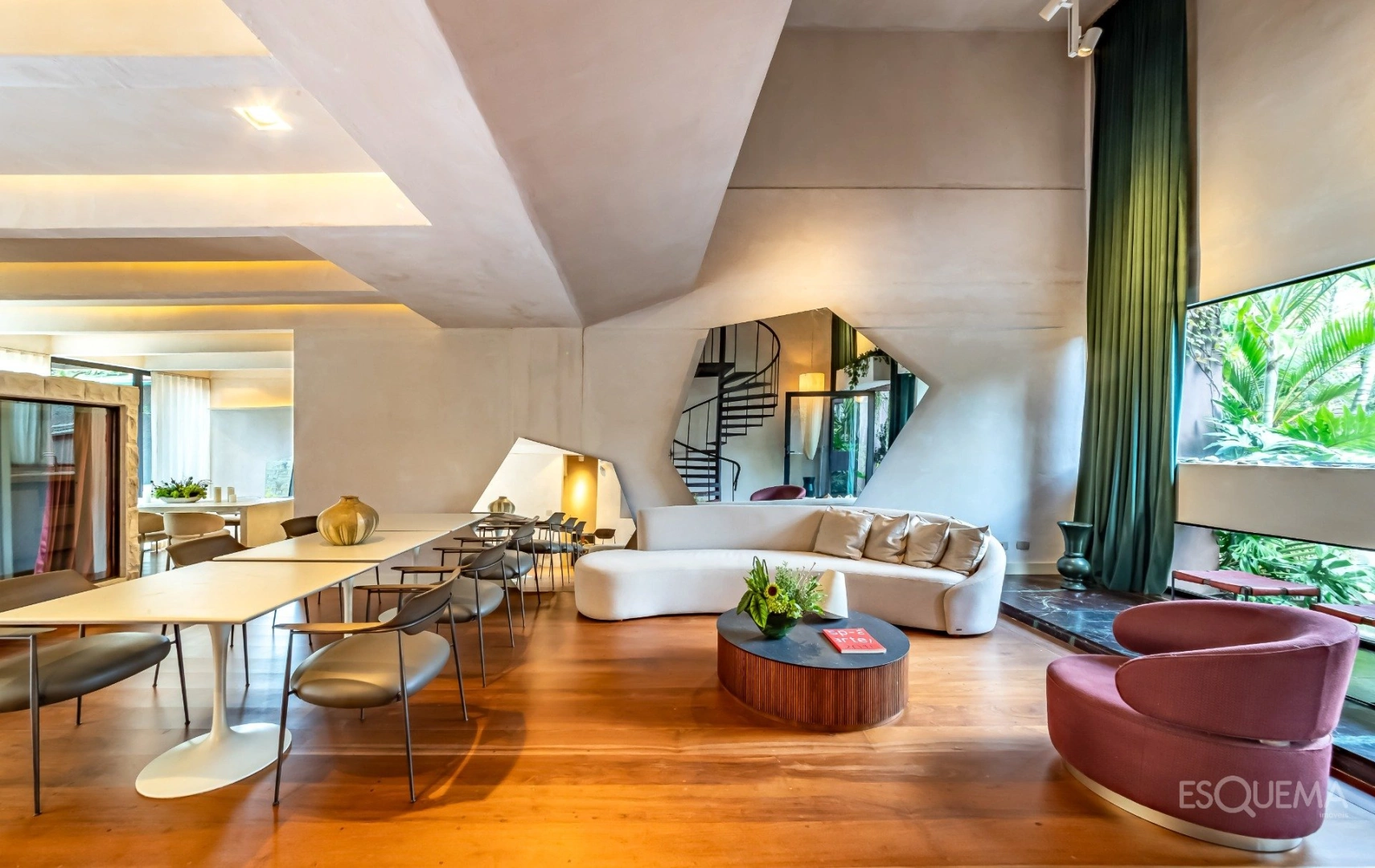 Casa com brutalismo reinterpretado e rooftop voltado ao pôr do sol em Pinheiros - Imagem 2