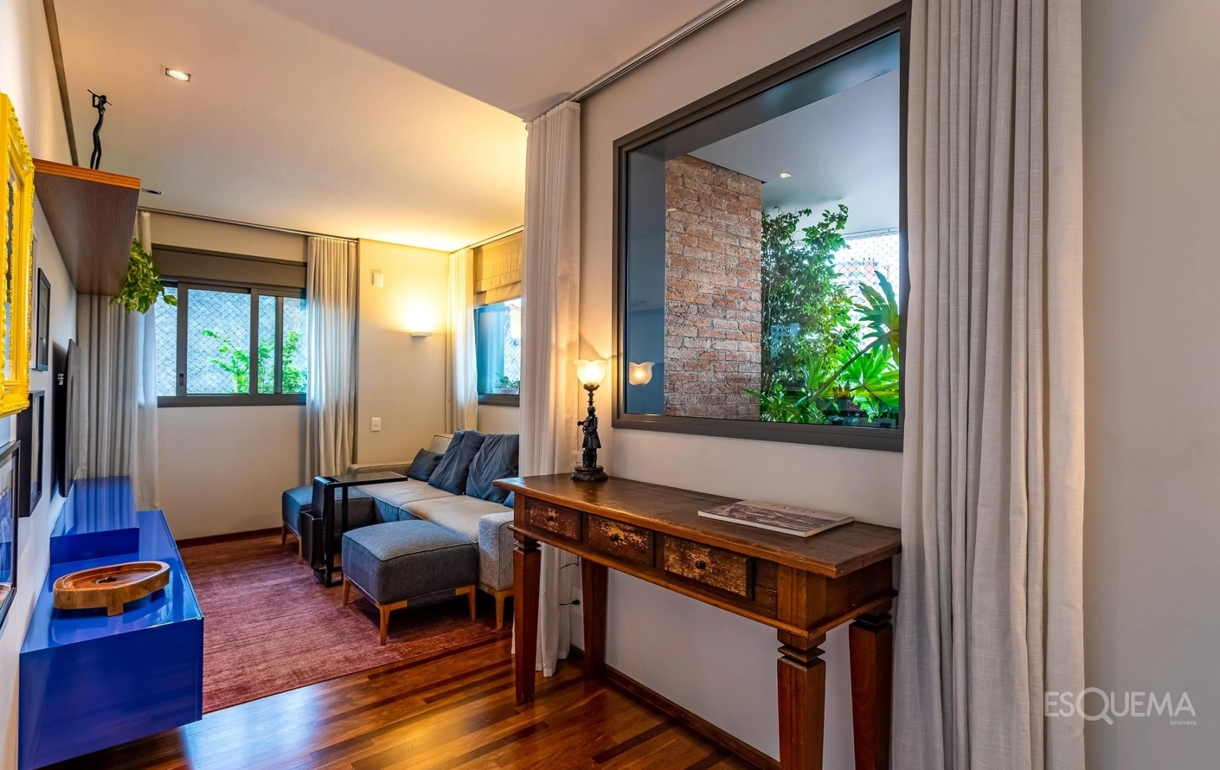 Apartamento com projeto de Isay Weinfeld e atmosfera acolhedora em Alto de Pinheiros - Imagem 11