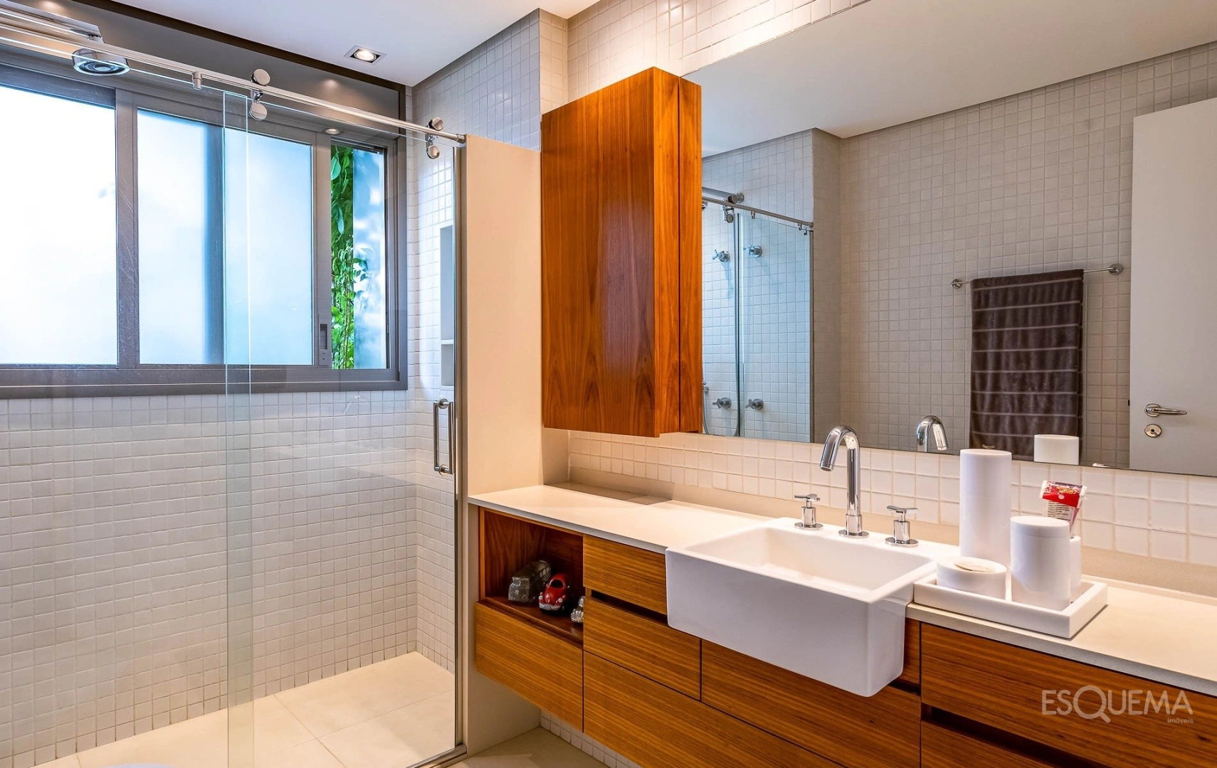 Apartamento com projeto de Isay Weinfeld e atmosfera acolhedora em Alto de Pinheiros - Imagem 4