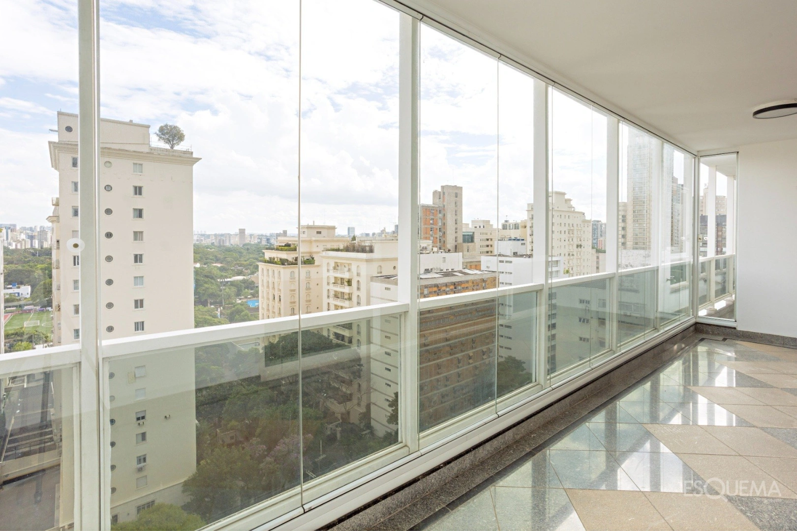 Apartamento com vista para o Clube Paulistano em edifício brutalista nos Jardins - Imagem 11