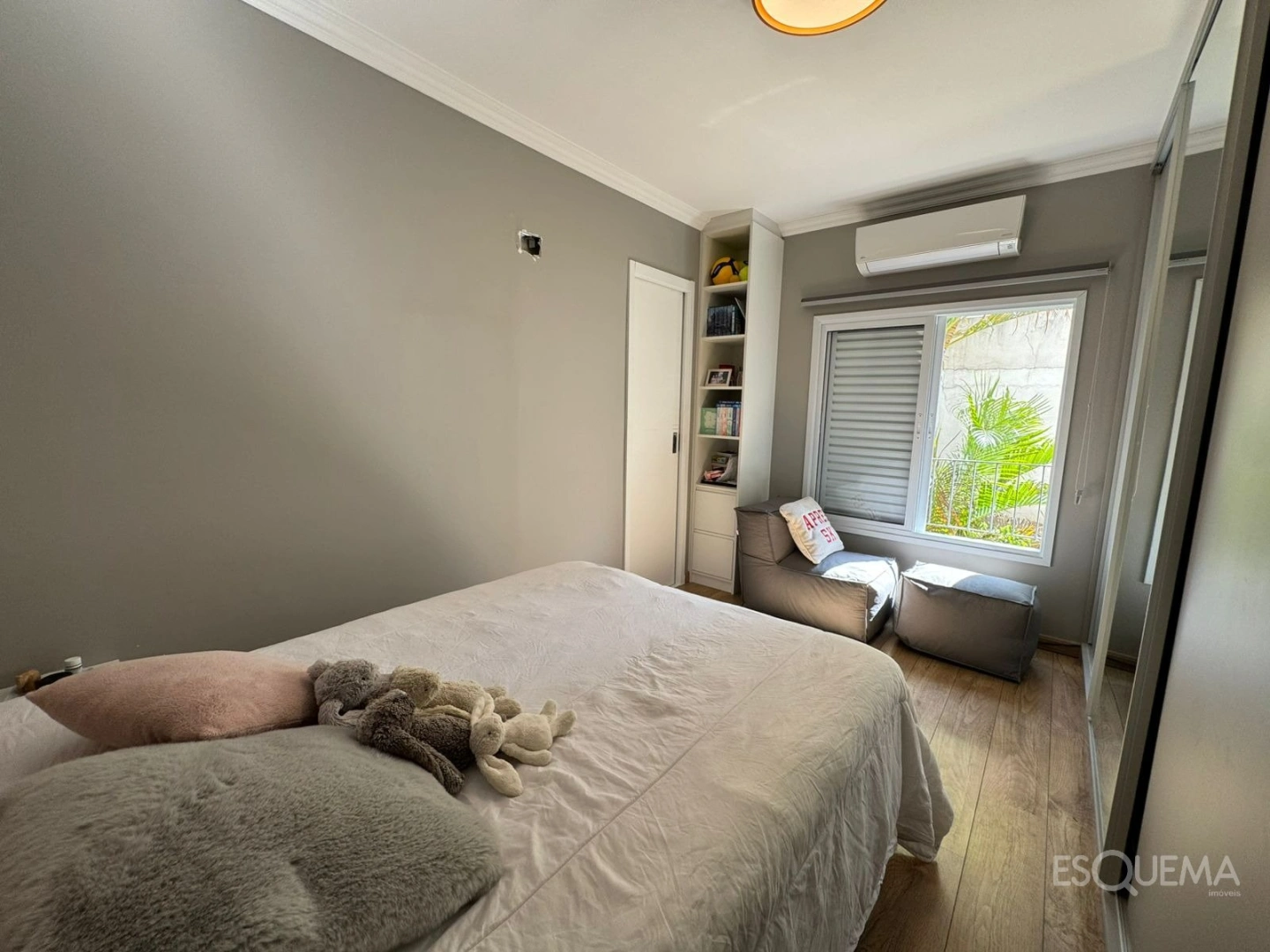 Apartamento iluminado com vista para as copas das árvores no Itaim Bibi - Imagem 12