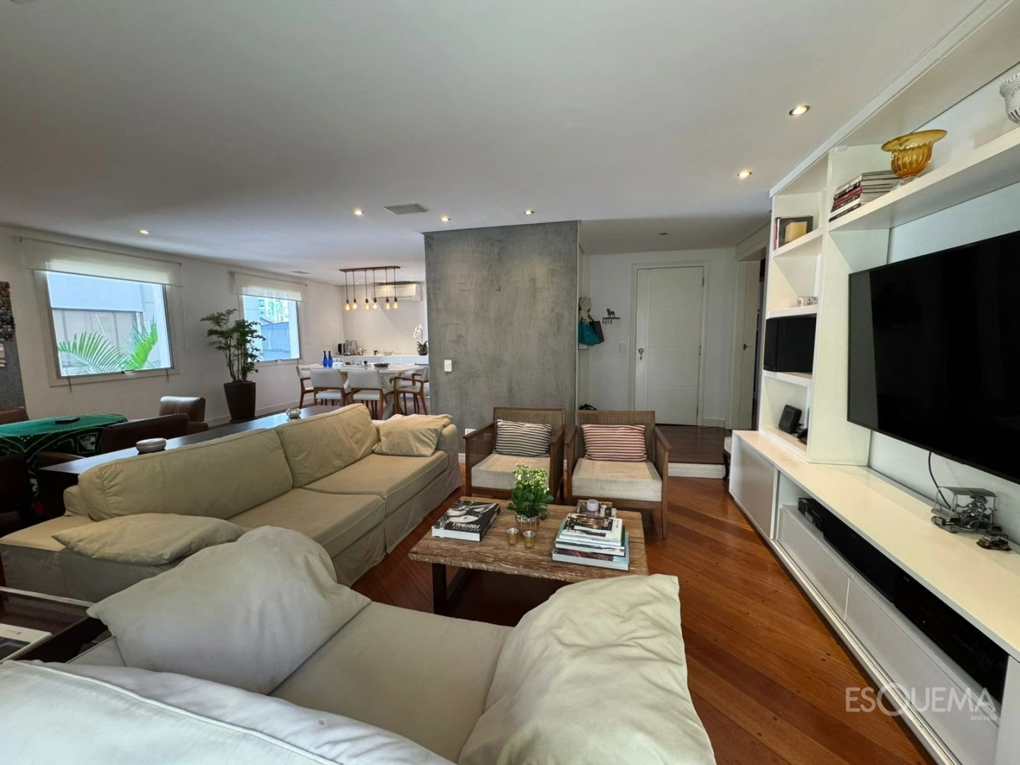 Apartamento iluminado com vista para as copas das árvores no Itaim Bibi - Imagem 7