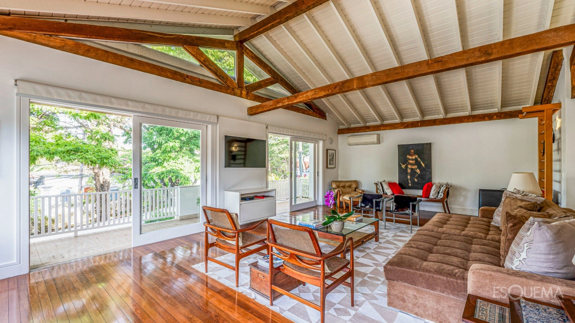 Casa com projeto de Toninho Noronha no Cidade Jardim - Imagem 9