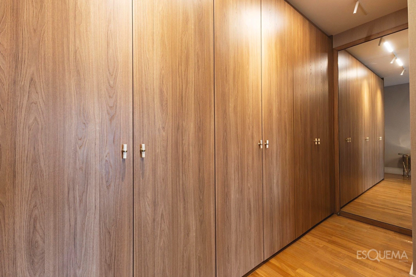 Apartamento mobiliado com lazer completo próximo ao Parque Ibirapuera - Imagem 11