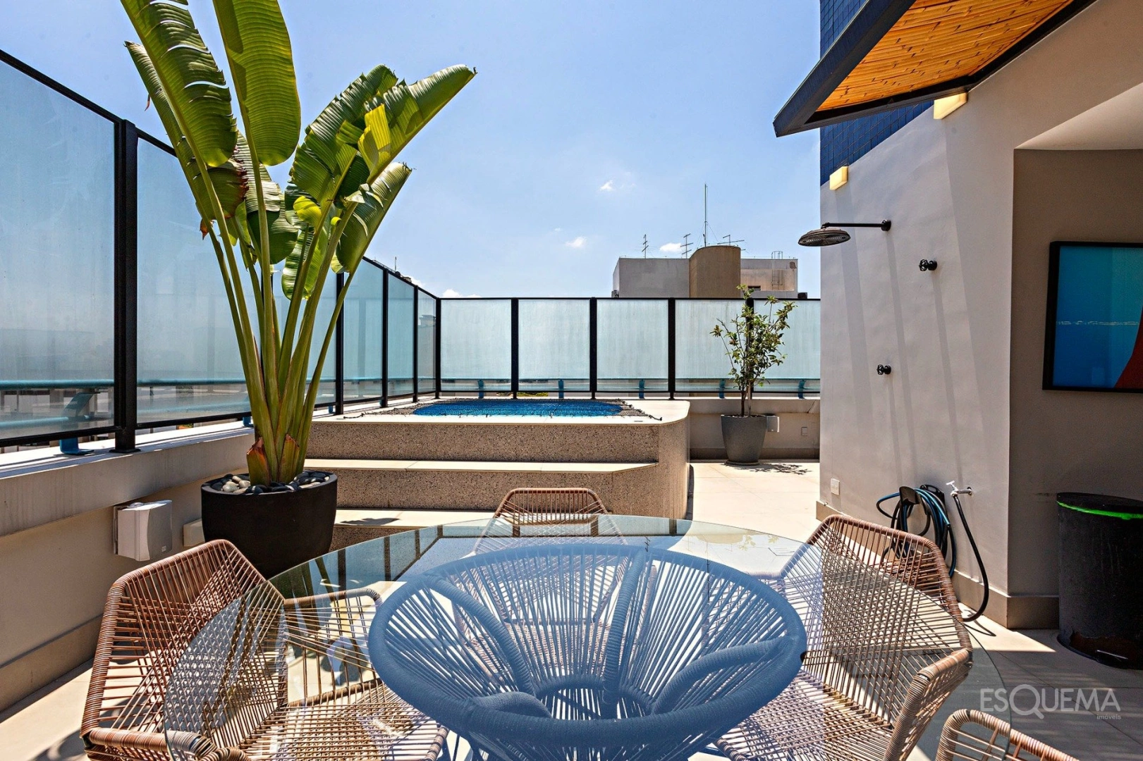 Cobertura com área gourmet e piscina em localização privilegiada - Imagem 8