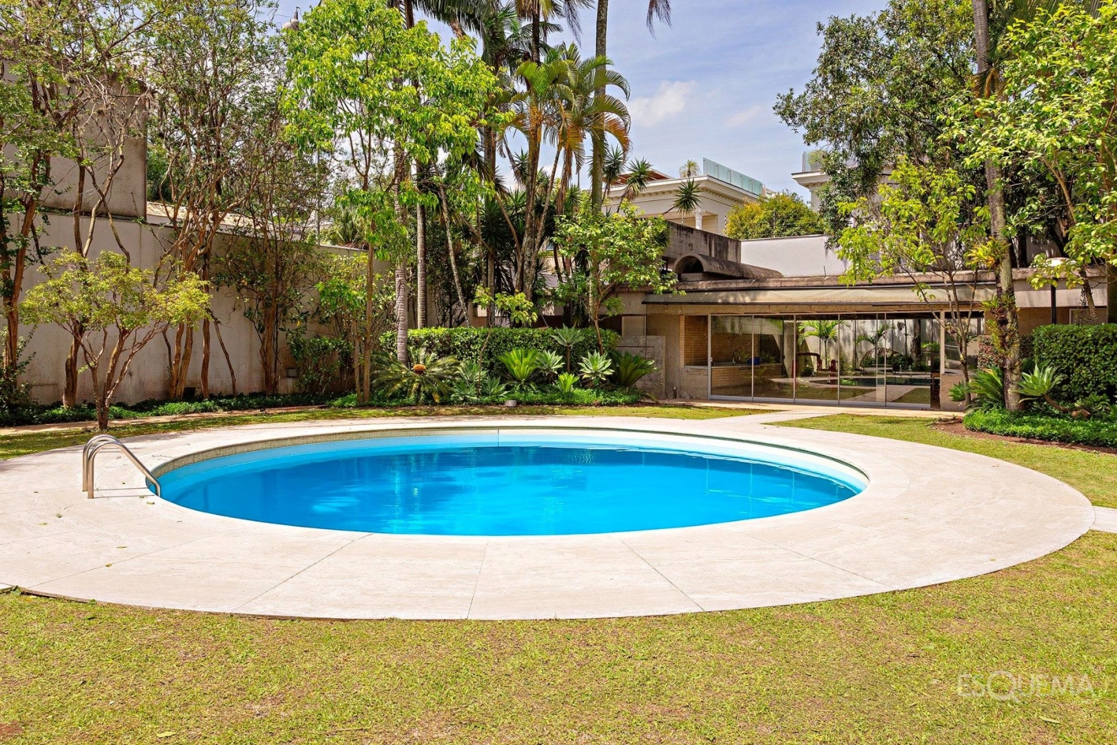 Casa modernista com vista para o Parque Ibirapuera no Jardim Luzitânia - Imagem 14
