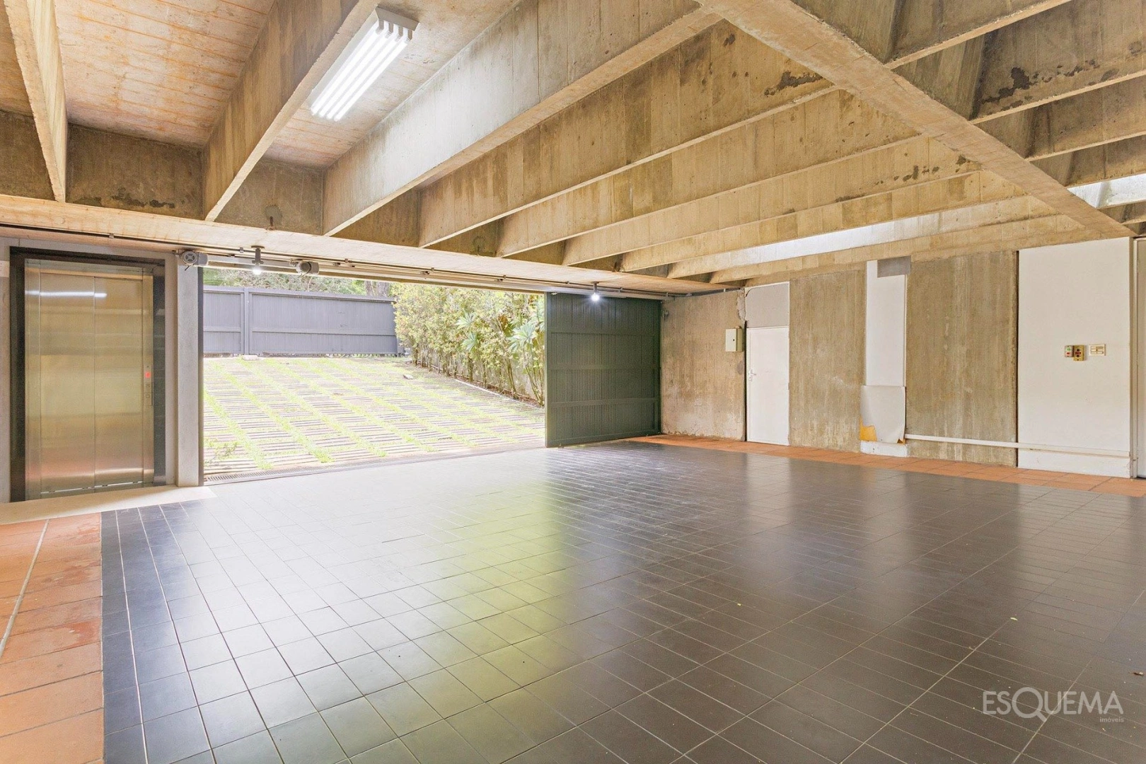 Casa modernista com vista para o Parque Ibirapuera no Jardim Luzitânia - Imagem 3